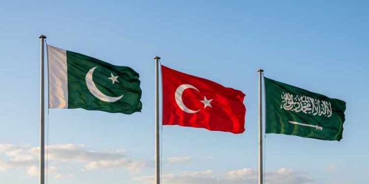 Saudi, Turkey, Pakistan Draft Defense Pact