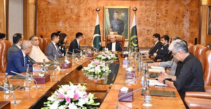Zardari Calls for Integrated Keti Bunder Port