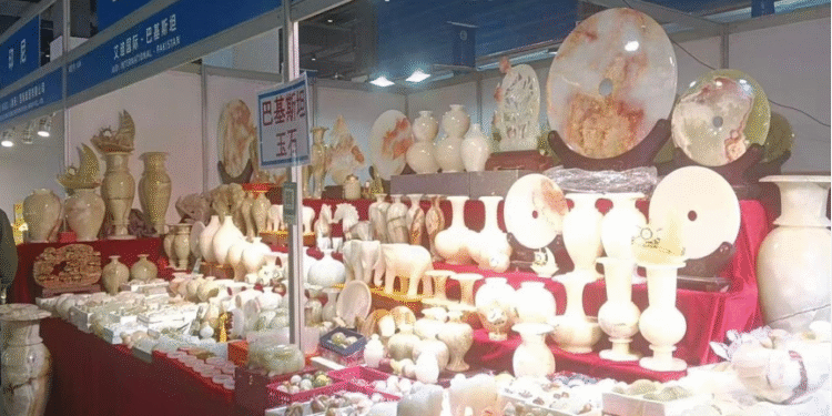 Pakistani Exhibitor Returns to Xizang for 8th Time