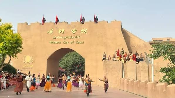 Xi Jinping Shares Key Quotes on Xinjiang