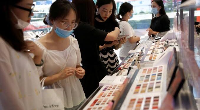 Why Chinese Beauty Brands Are Finding a New Market in Pakistan