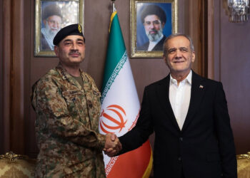 Asim Munir Meets Iranian President in Tehran