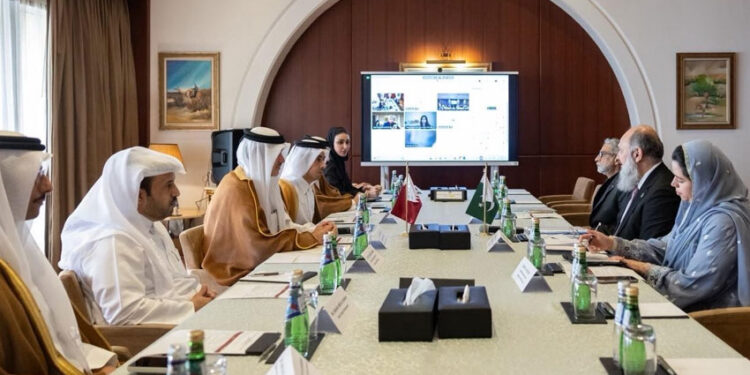 Pakistan and Qatar Seek Stronger Trade and Investment Ties