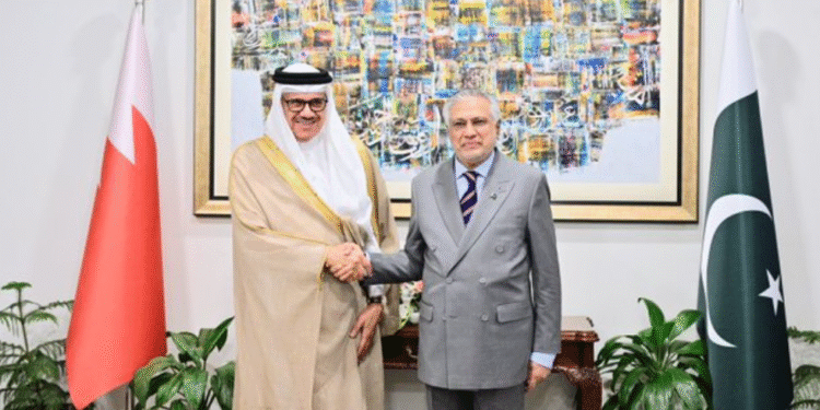 Pakistan, Bahrain Seek Stronger Trade Ties