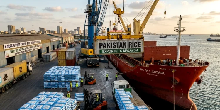 Pakistan Adds 70,000 Tonnes of Rice Exports