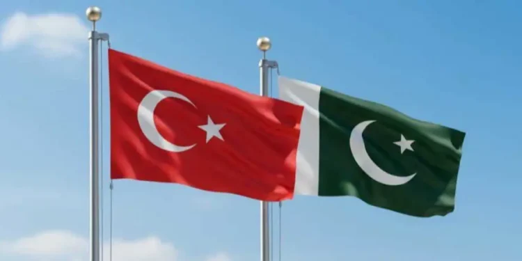 Ishaq Dar Congratulates Türkiye on Republic Day
